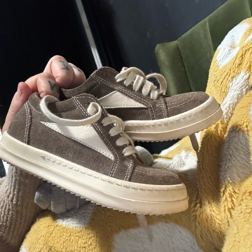 Rick Owens Kids Sneakers in Brown suede